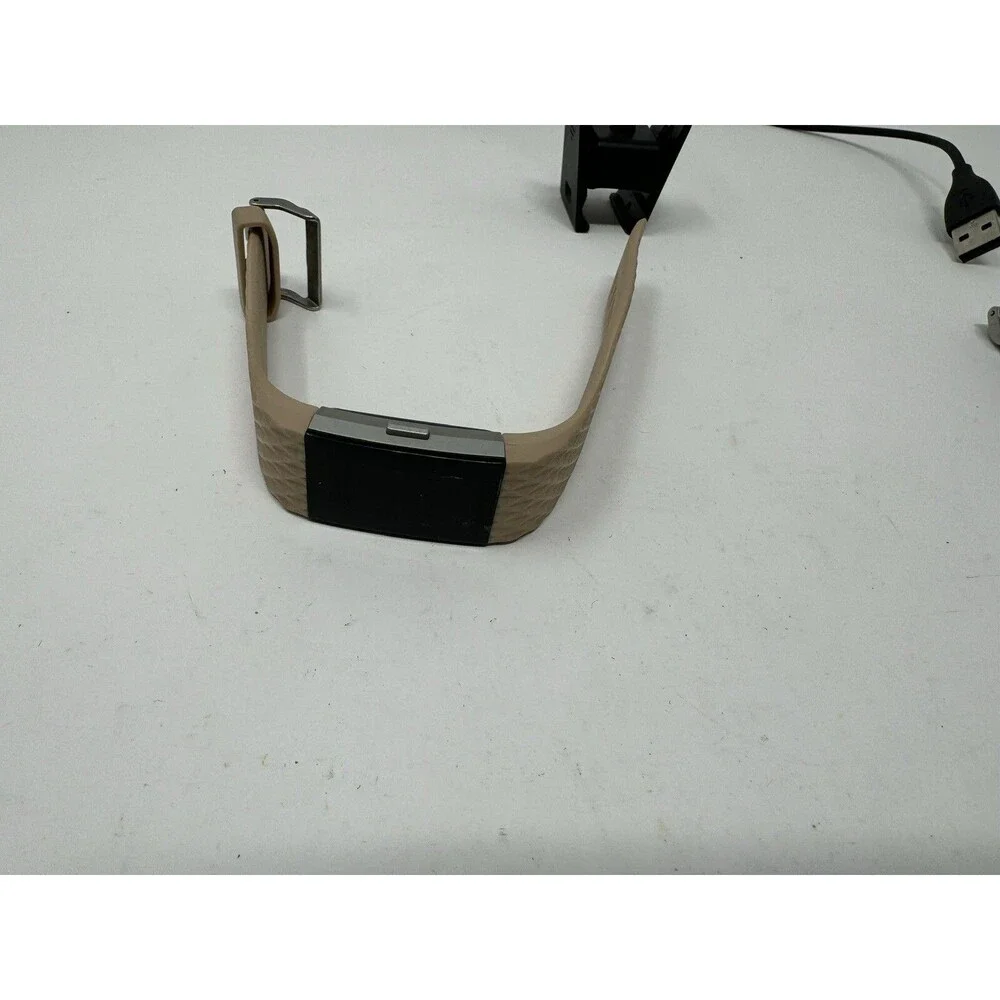 Fitbit Charge 2 Fitness w/ 2 wrist bands & charger (Read)